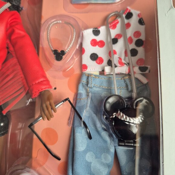 Disney 100 ILY 4 Ever Fashion Doll with 2 Outfits | NEW Collector Doll - Picture 7 of 10